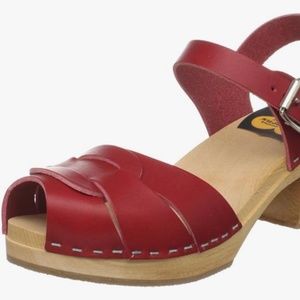 Swedish Hasbeens Women's Peep Toe Clog Sandal - Size 40 (9.5 US) - Red